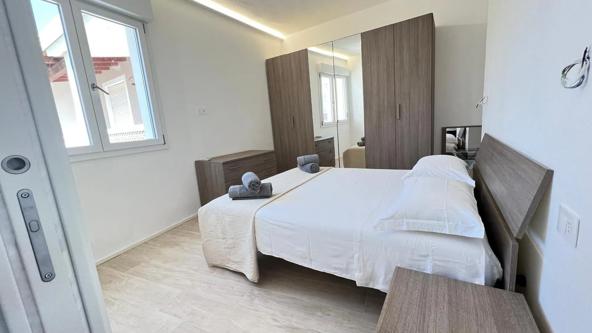 Moderno Appartamento Di Beniamino Murgioni A Villasimius Italië